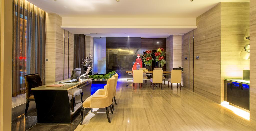 Longda Hotel Changchun Esterno foto